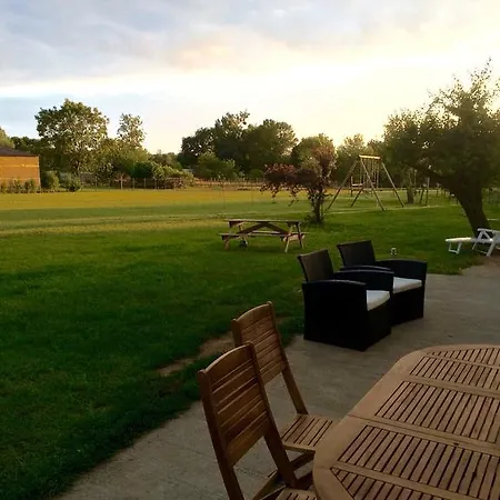 Nocleg ze śniadaniem La Petite Ferme 3*