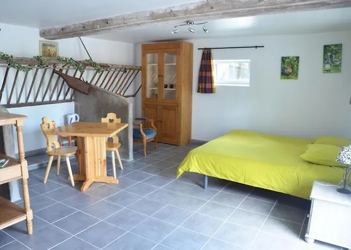 La Petite Ferme Bed & Breakfast Mazé