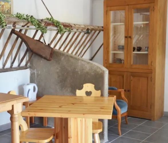 La Petite Ferme 3* Maze